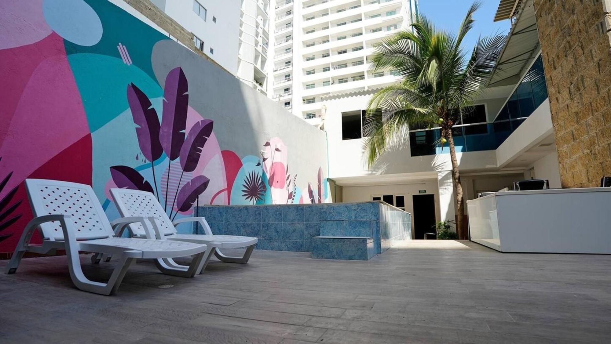 Hotel Bm-17 Cerca Al Mar Con Aire Acondicionada Y Wifi - Cartagena — Fotos 3